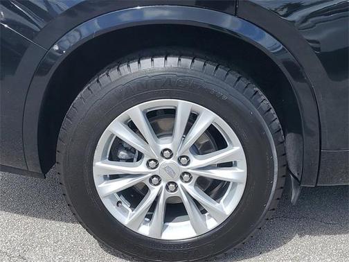 2022 Cadillac XT6 Luxury FWD