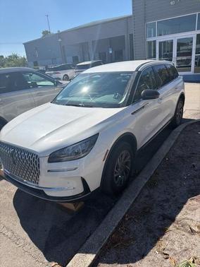 2023 Lincoln Corsair Standard