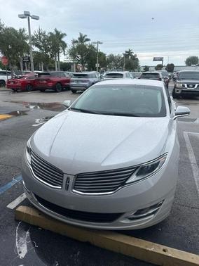 2014 Lincoln MKZ Base