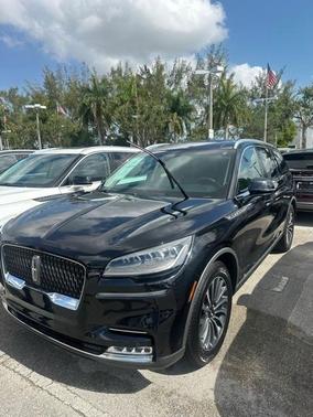 2022 Lincoln Nautilus Standard