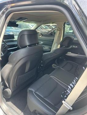 2025 Genesis Electrified GV70 Advanced