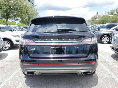 2019 Lincoln Nautilus Black Label