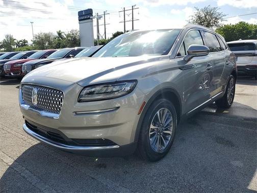 2023 Lincoln Nautilus Standard