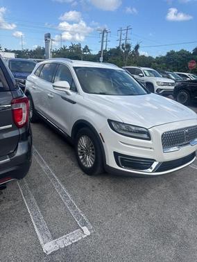 2020 Lincoln Nautilus Standard