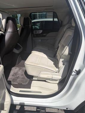 2023 Lincoln Navigator L Black Label