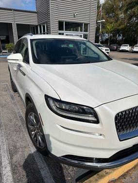 White Metallic 2022 Lincoln Nautilus Standard