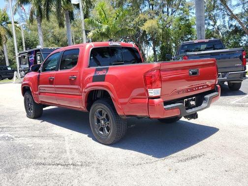 2017 Toyota Tacoma TRD Sport