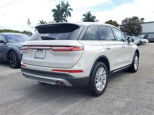 2024 Lincoln Corsair Premiere