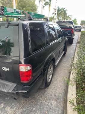 2001 INFINITI QX4 