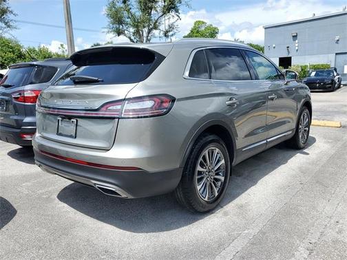 2023 Lincoln Nautilus Standard