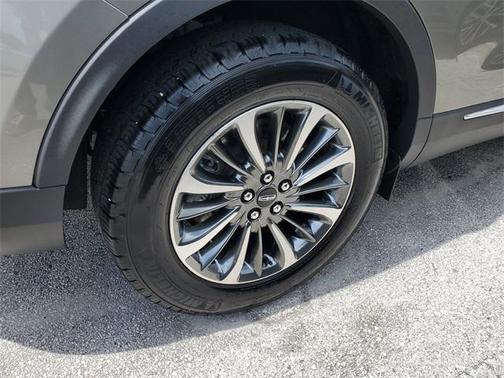 2023 Lincoln Nautilus Standard