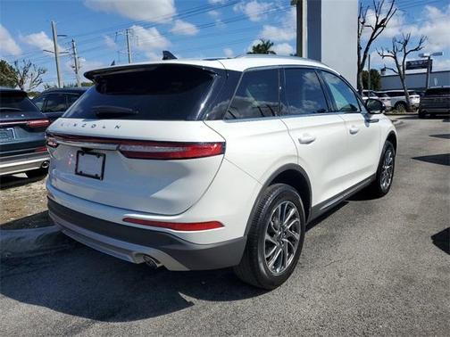 2022 Lincoln Corsair Standard