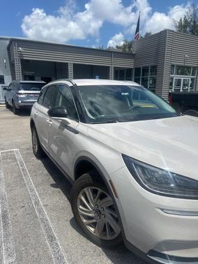 2022 Lincoln Corsair Standard