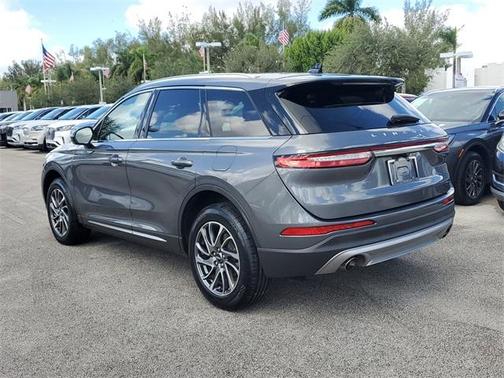 2022 Lincoln Corsair Standard