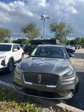2022 Lincoln Corsair Standard