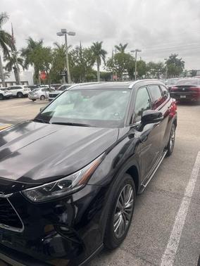 2021 Toyota Highlander Platinum