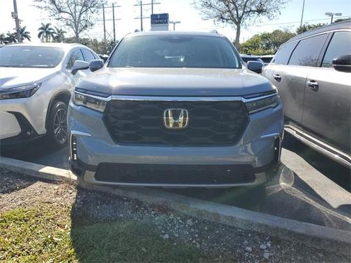 2024 Honda Pilot Touring