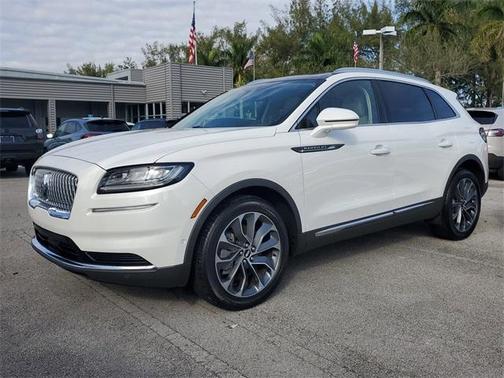 2022 Lincoln Nautilus Reserve