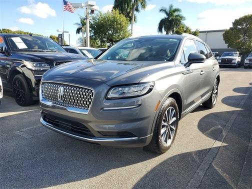 2022 Lincoln Nautilus Standard