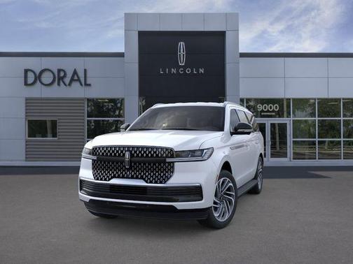 Crystal White 2026 Lincoln Navigator Premiere