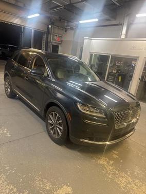 2022 Lincoln Nautilus Standard