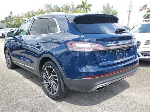 2019 Lincoln Nautilus Reserve