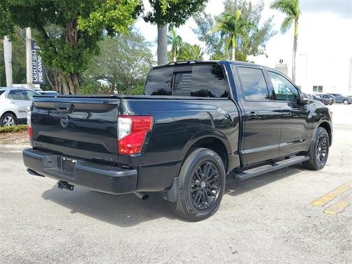 2019 Nissan Titan SV
