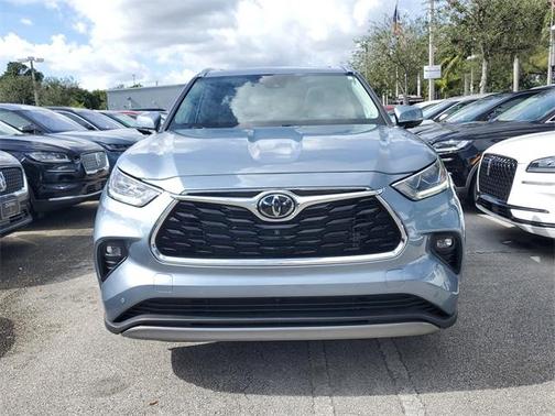 2024 Toyota Highlander Platinum