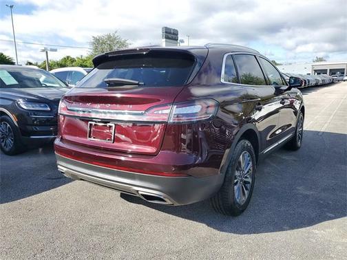 2023 Lincoln Nautilus Standard