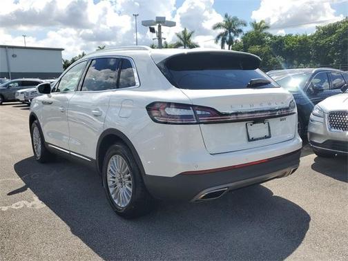 2020 Lincoln Nautilus Standard