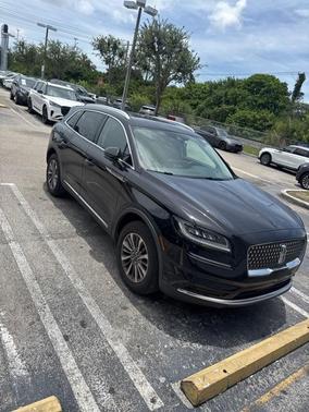 2022 Lincoln Nautilus Standard
