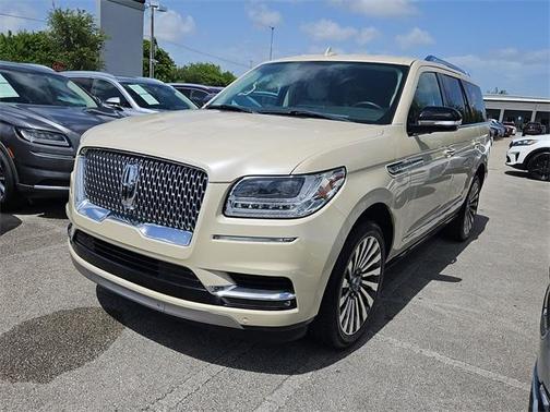 2018 Lincoln Navigator Select