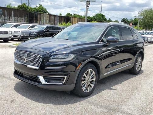 2019 Lincoln Nautilus Select