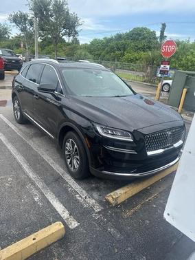 2022 Lincoln Nautilus Standard