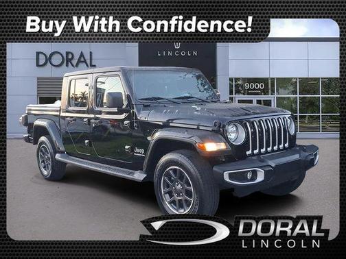 Black Clearcoat 2022 Jeep Gladiator Overland