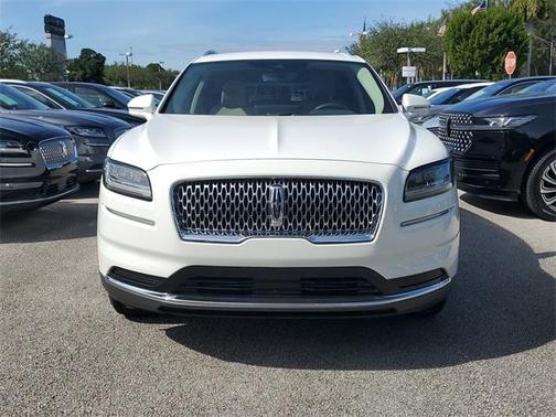 2023 Lincoln Nautilus Standard