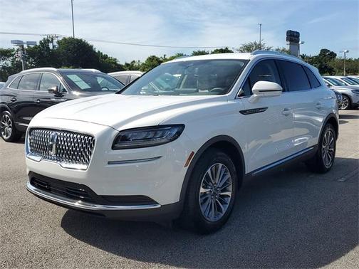 2023 Lincoln Nautilus Standard