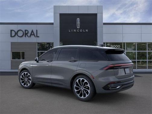 2025 Lincoln Nautilus Reserve