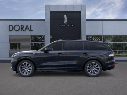 Black Metallic 2026 Lincoln Aviator Premiere
