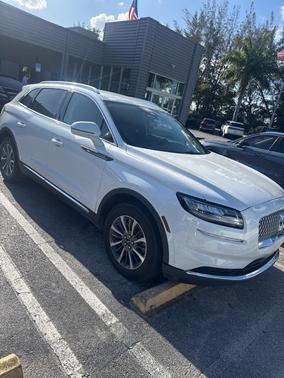 2023 Lincoln Nautilus Standard