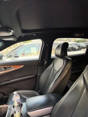 2019 Lincoln Nautilus Select