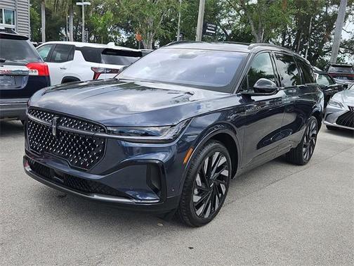 2024 Lincoln Nautilus Reserve