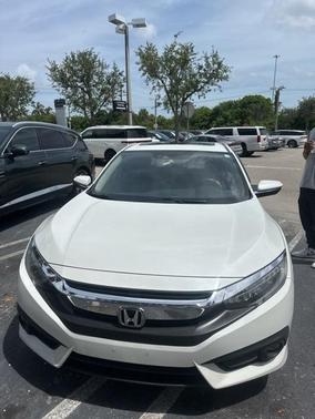2017 Honda Civic Touring