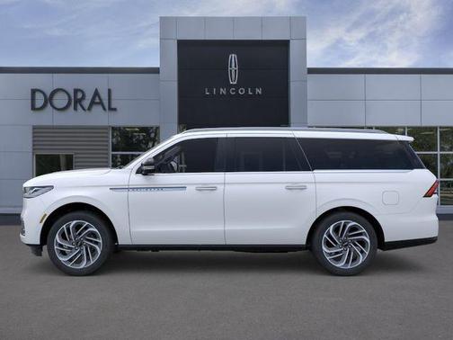 White 2026 Lincoln Navigator L Reserve