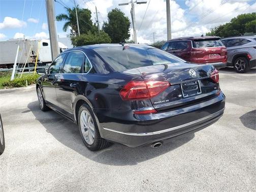 2018 Volkswagen Passat 2.0T SE