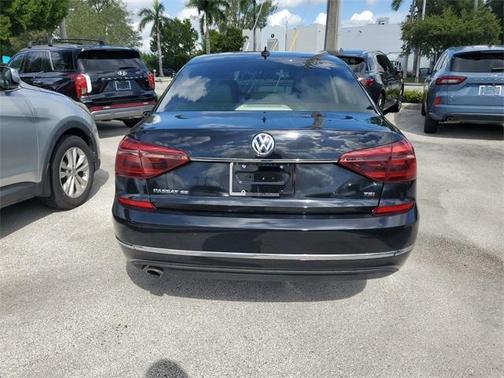2018 Volkswagen Passat 2.0T SE