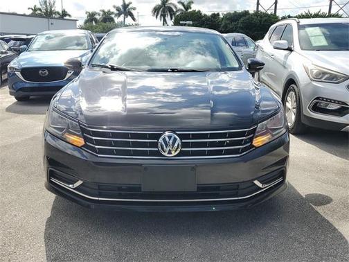 2018 Volkswagen Passat 2.0T SE