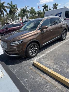 2022 Lincoln Nautilus Standard
