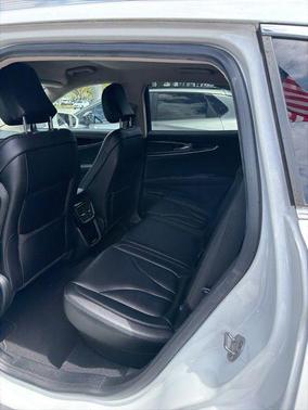 White Metallic 2022 Lincoln Nautilus Standard