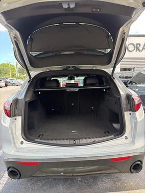 Moonlight Gray Metallic 2023 Alfa Romeo Stelvio Sprint